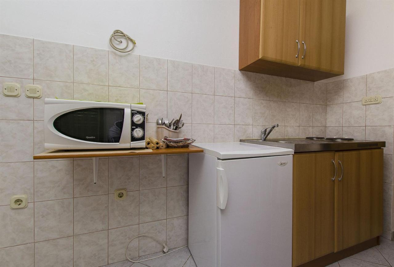 Apartments Marko Драге Екстер'єр фото