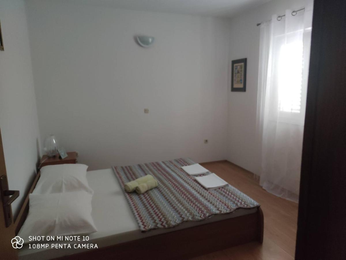 Apartments Marko Драге Екстер'єр фото